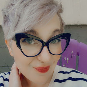 Meet your Posher, Christy